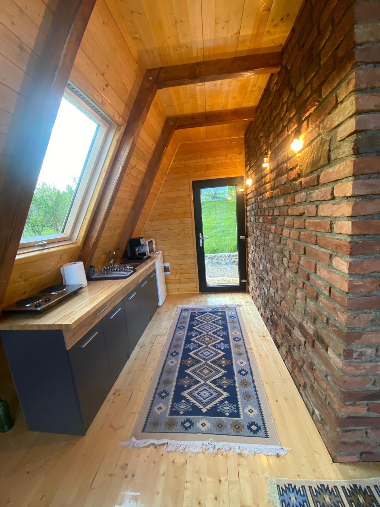 Wood & Bricks Chalet Giulesti Exterior foto